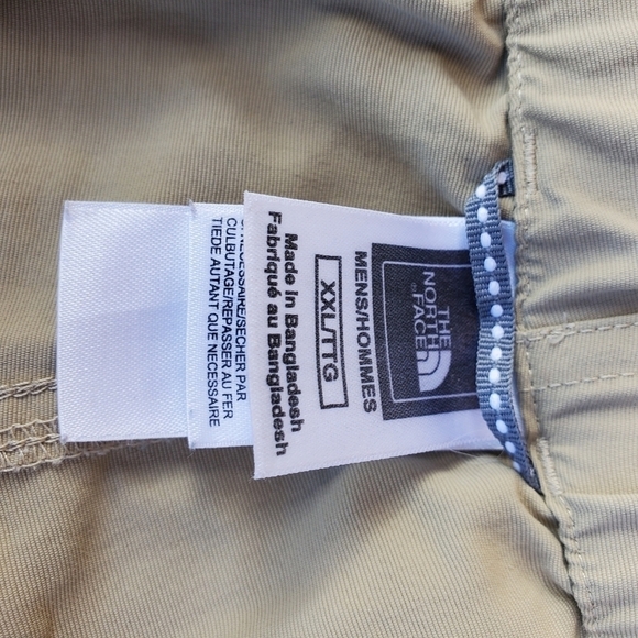 The North Face Belted Cargo Sz. XXL Shorts - Picture 7 of 11
